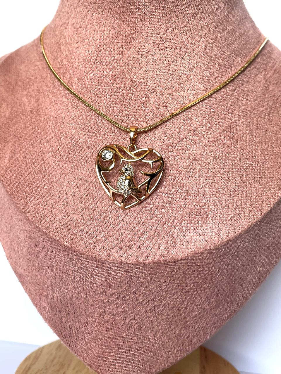 Collar "Nido de Amor" con Pájaro | Baño de Oro 18k